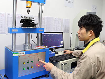 亚洲AV永久无码精品三区在线4